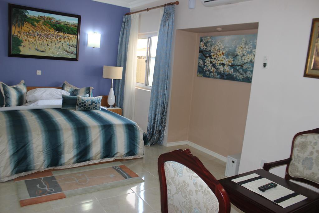 Alma House Hotel Acra Exterior foto