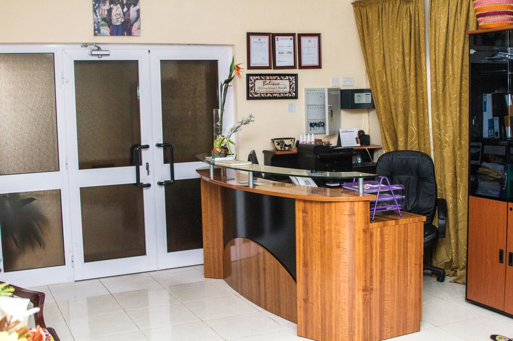 Alma House Hotel Acra Exterior foto